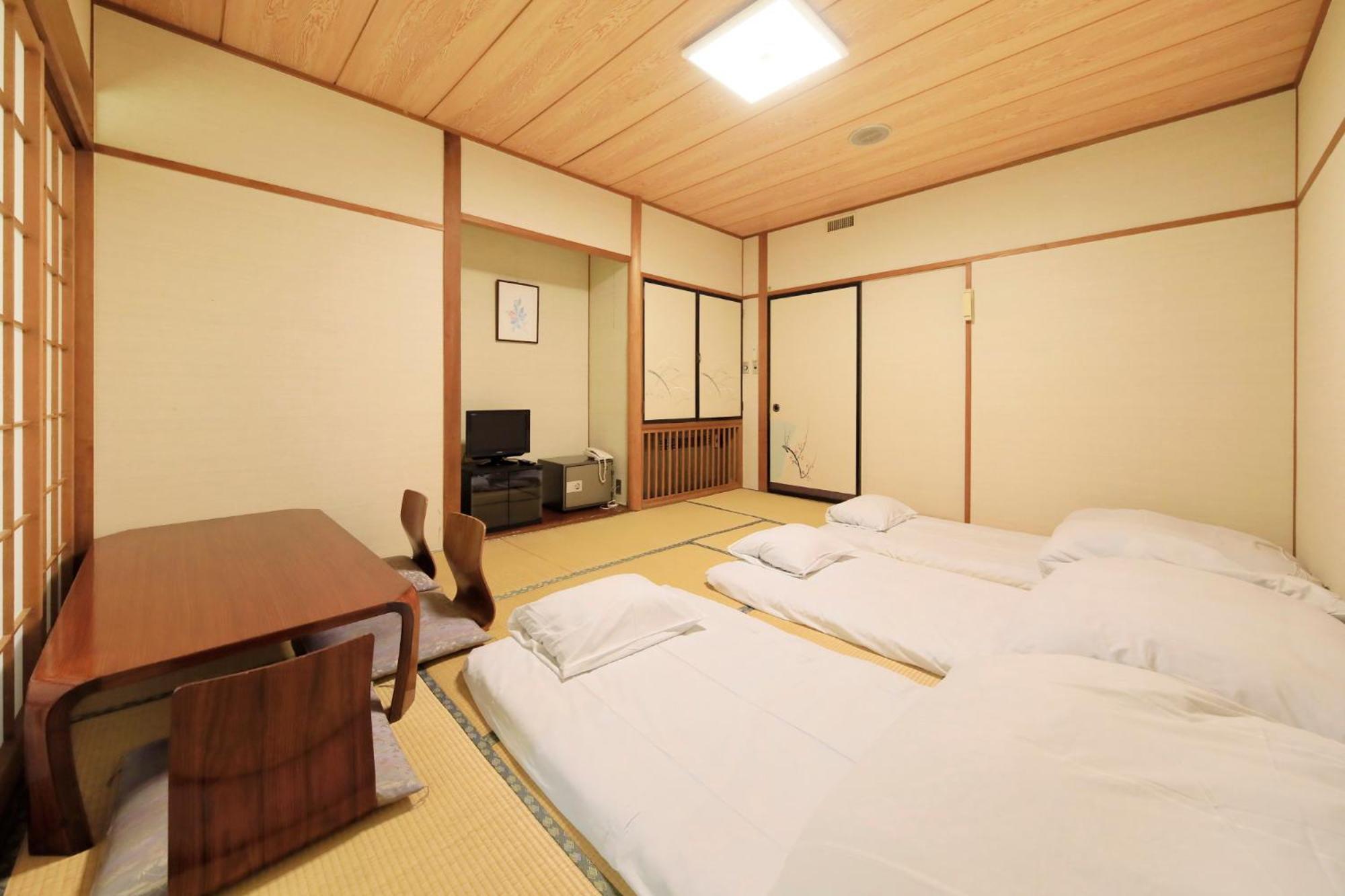 竹あかりの宿 加賀助 Sizukuisi Kültér fotó